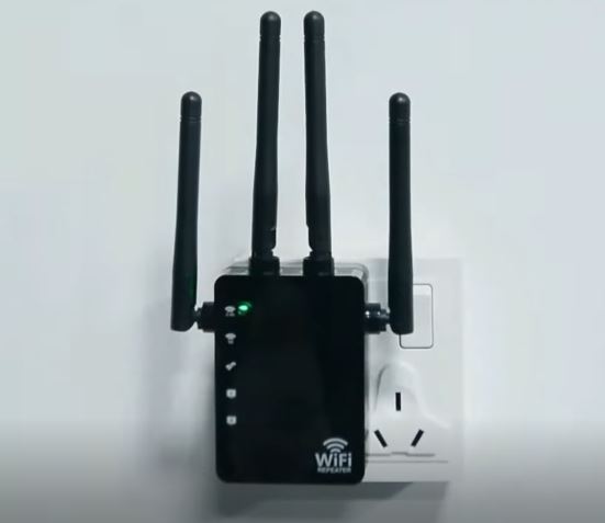 MSRM WiFi Extender into a power outlet